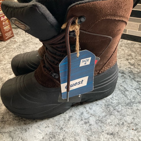 Women’s Quest Thinsulate Brown Snow Boots Size 4. NWT! - Picture 1 of 3